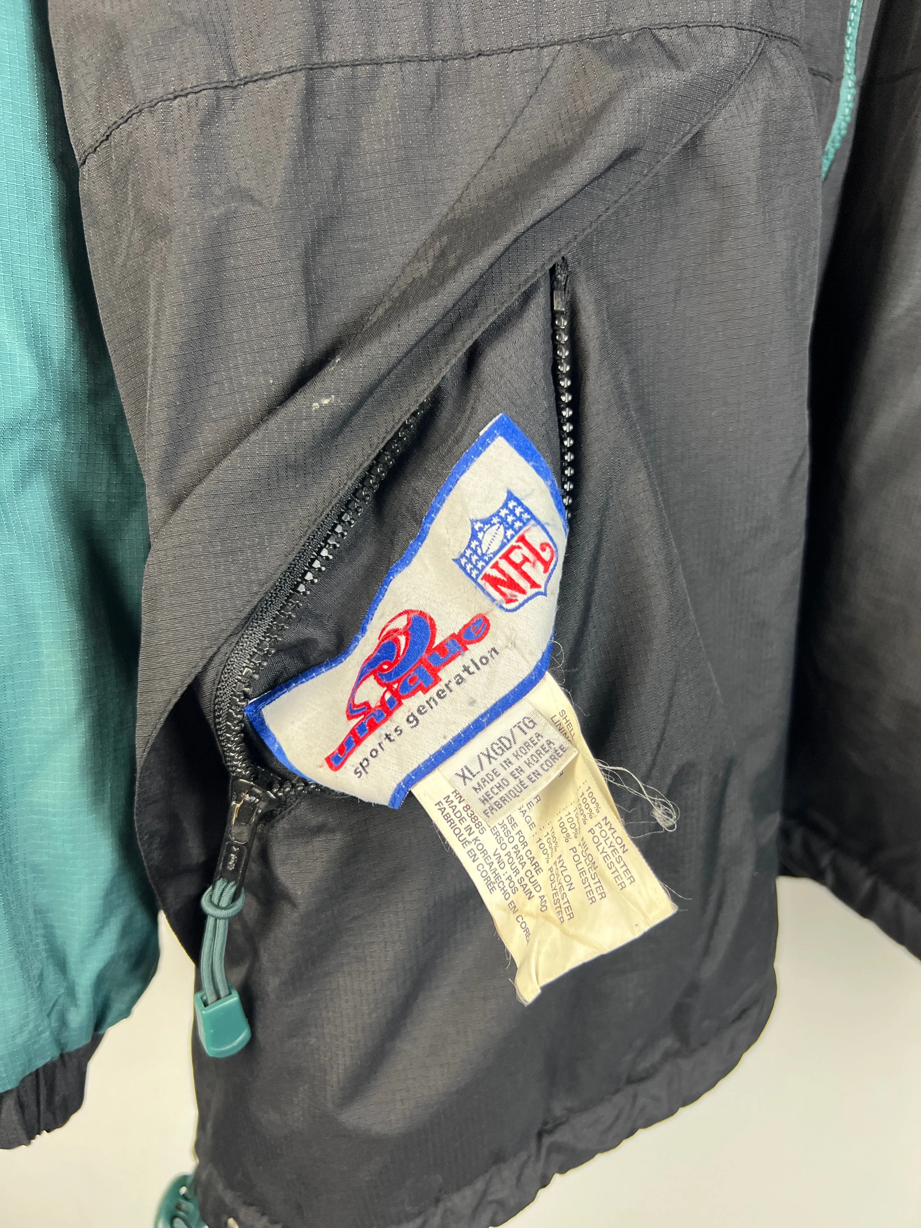 Vintage 90’s Unique Sports Philadelphia Eagles Reversible Fleece Lined Jacket