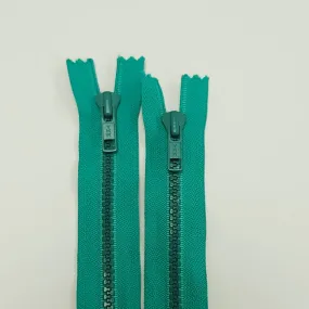 YKK | Molded Plastic Zipper | Closed End | #5 | 6.5" / 16.5 cm